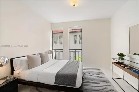 718 Valencia Avenue Coral Gables FL 33134