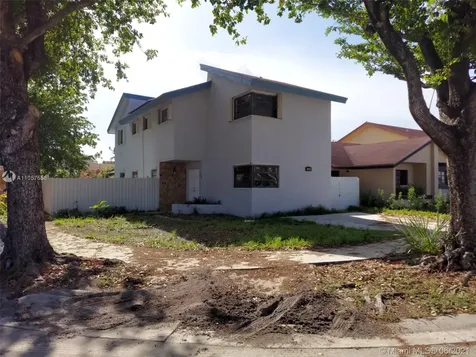 580 SW 89th Court Miami FL 33174
