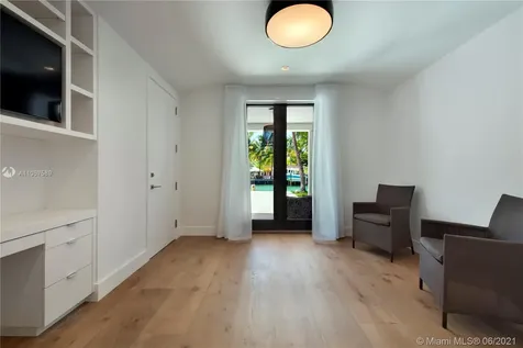 1611 W 24th Street Miami Beach FL 33140