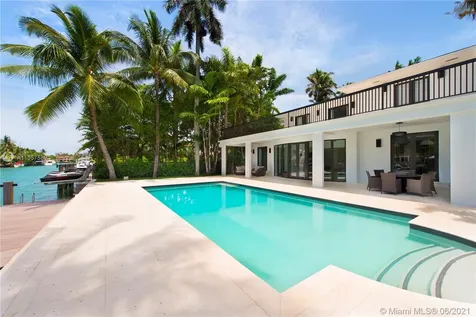 1611 W 24th Street Miami Beach FL 33140