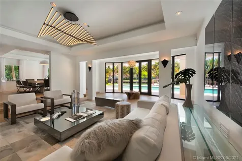 1611 W 24th Street Miami Beach FL 33140