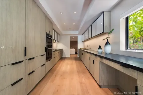 1611 W 24th Street Miami Beach FL 33140