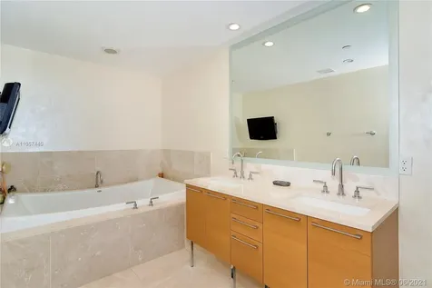 17001 Collins Avenue Sunny Isles Beach FL 33160