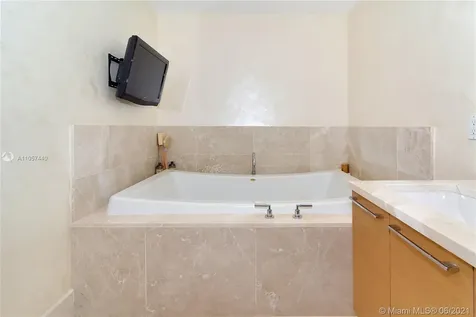 17001 Collins Avenue Sunny Isles Beach FL 33160