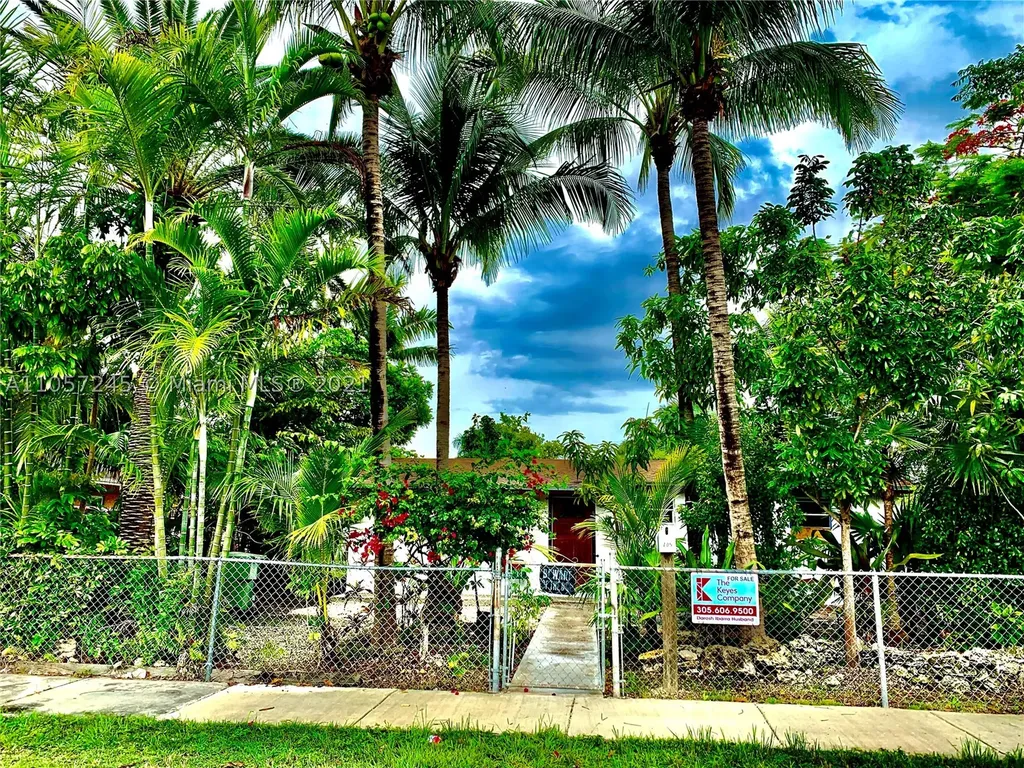 705 NW 4th Street Homestead FL 33030