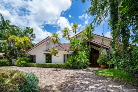 1711 NE 197th Terrace Miami FL 33179