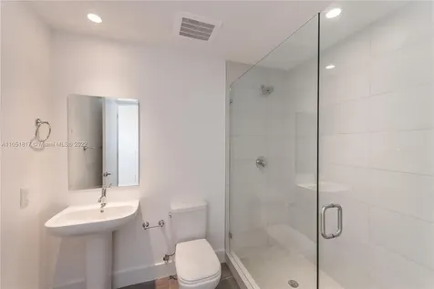 2900 NE 7th Avenue Miami FL 33137