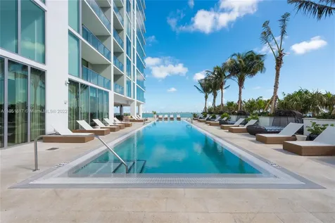 2900 NE 7th Avenue Miami FL 33137