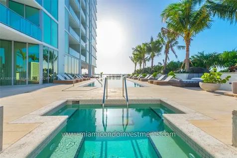 2900 NE 7th Avenue Miami FL 33137