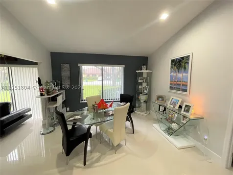 7125 Mimosa Way Tamarac FL 33321