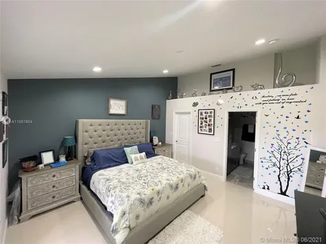 7125 Mimosa Way Tamarac FL 33321