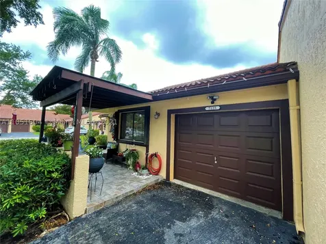 7125 Mimosa Way Tamarac FL 33321