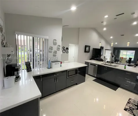 7125 Mimosa Way Tamarac FL 33321
