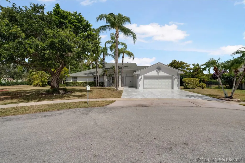 20151 NW 8th Street Pembroke Pines FL 33029
