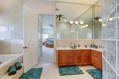12937 SW 57th Avenue Coral Gables FL 33156