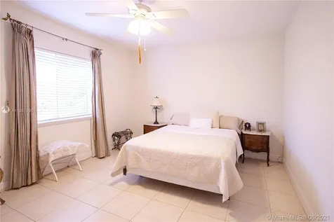 7144 SW 69th Court Miami FL 33143
