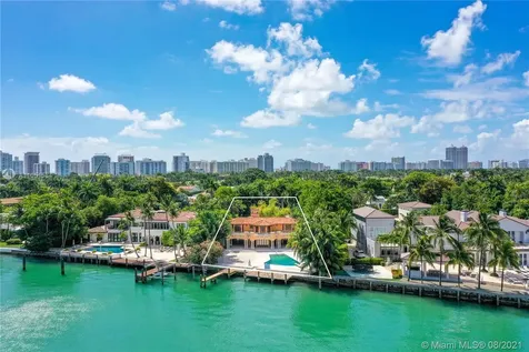 5970 N Bay Road Miami Beach FL 33140