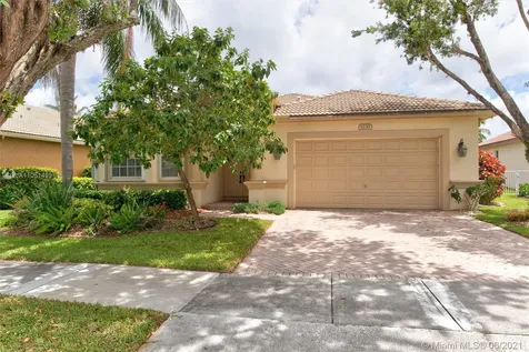 6230 Swans Terrace Coconut Creek FL 33073