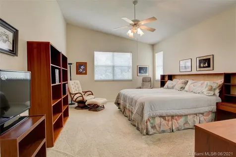 6230 Swans Terrace Coconut Creek FL 33073
