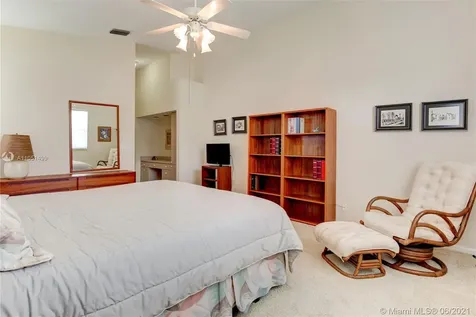 6230 Swans Terrace Coconut Creek FL 33073