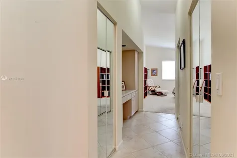 6230 Swans Terrace Coconut Creek FL 33073