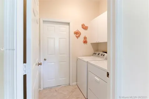 6230 Swans Terrace Coconut Creek FL 33073