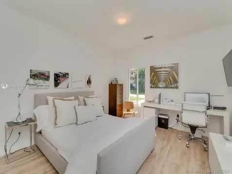 181 Island Drive Key Biscayne FL 33149