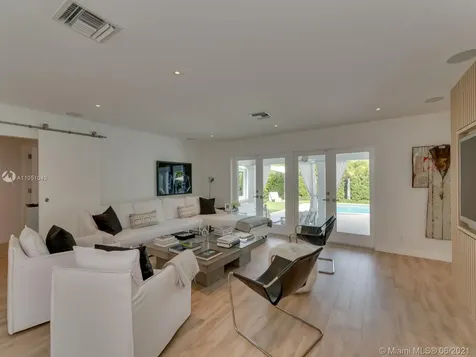 181 Island Drive Key Biscayne FL 33149