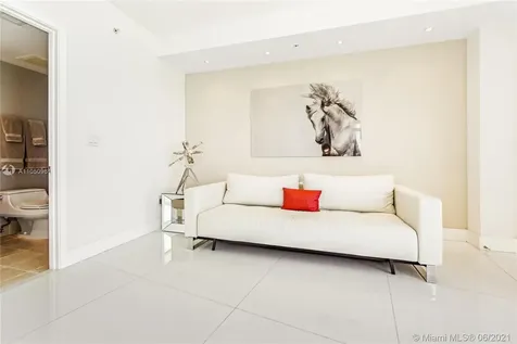 18201 Collins Avenue Sunny Isles Beach FL 33160