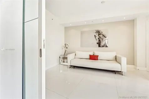 18201 Collins Avenue Sunny Isles Beach FL 33160