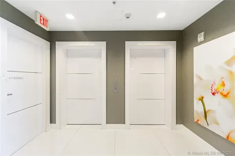 18201 Collins Avenue Sunny Isles Beach FL 33160
