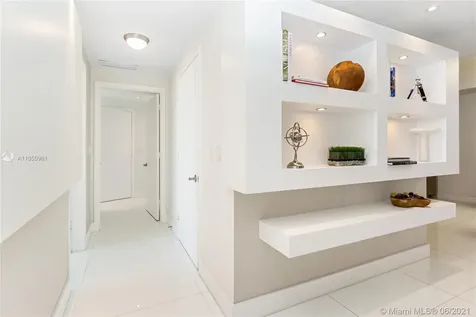 18201 Collins Avenue Sunny Isles Beach FL 33160