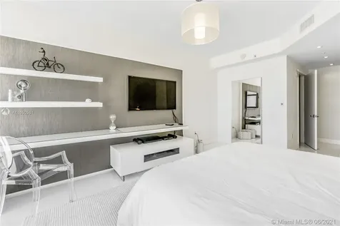 18201 Collins Avenue Sunny Isles Beach FL 33160