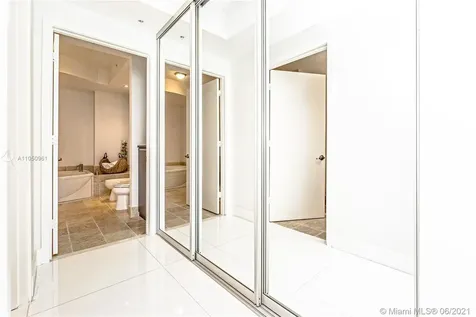 18201 Collins Avenue Sunny Isles Beach FL 33160