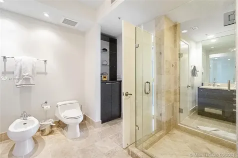 18201 Collins Avenue Sunny Isles Beach FL 33160