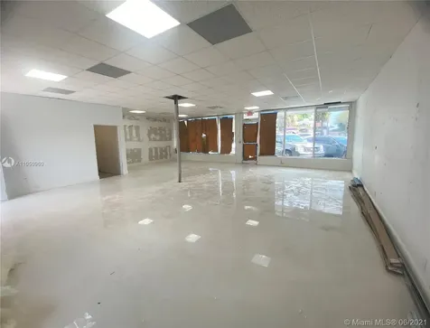 6745 SW 8th Street Miami FL 33144