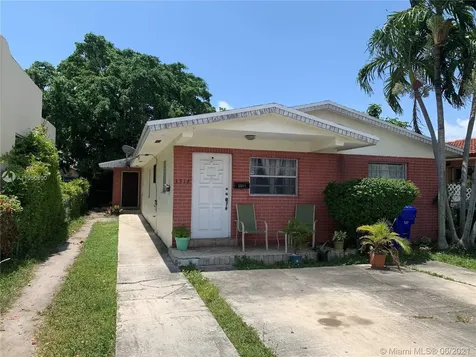 3516 SW 24th Terrace Miami FL 33145