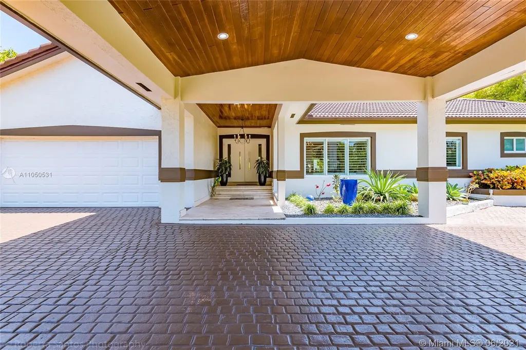 7310 SW 169th Street Palmetto Bay FL 33157