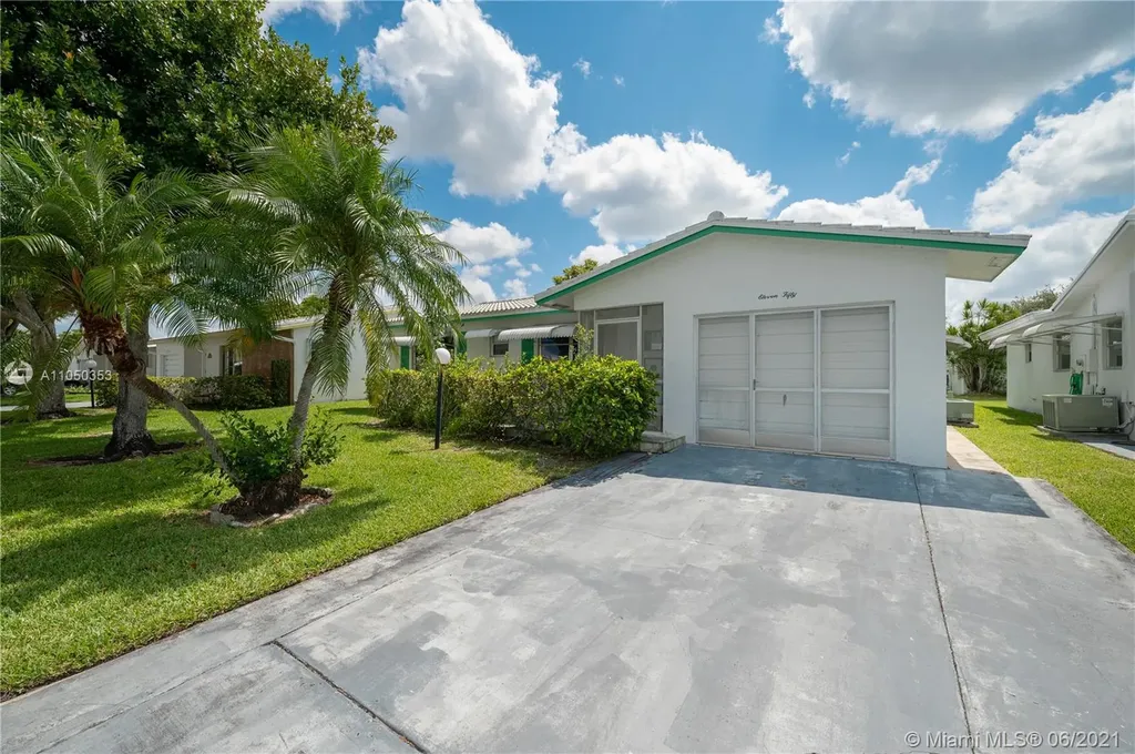 1150 NW 90th Avenue Plantation FL 33322