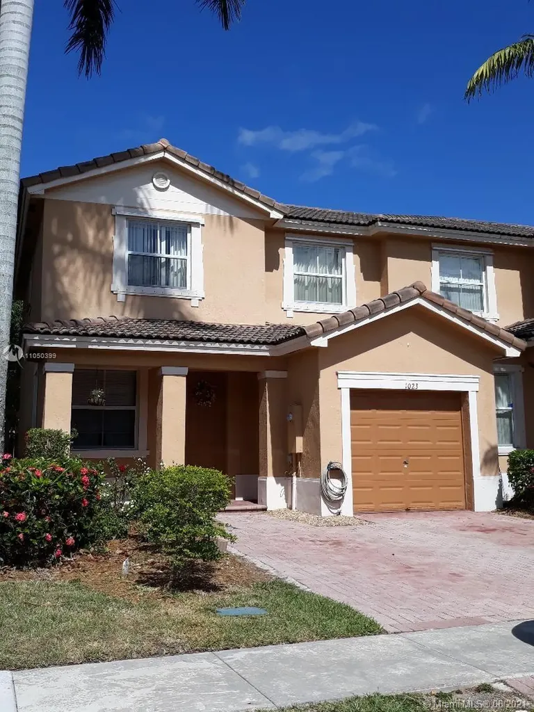 1023 NE 41st Place Homestead FL 33033
