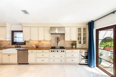 3531 Vista Court Miami FL 33133