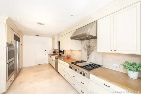 3531 Vista Court Miami FL 33133