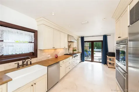 3531 Vista Court Miami FL 33133
