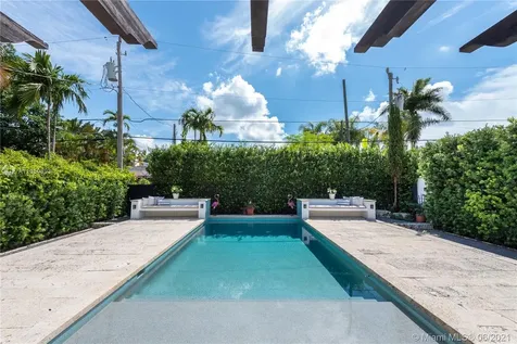 3531 Vista Court Miami FL 33133