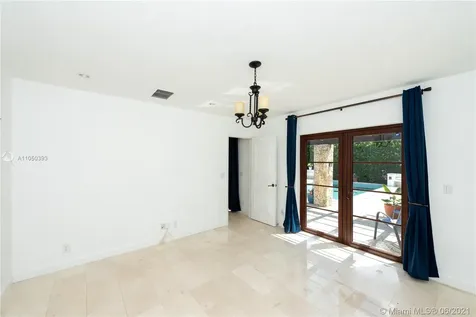 3531 Vista Court Miami FL 33133