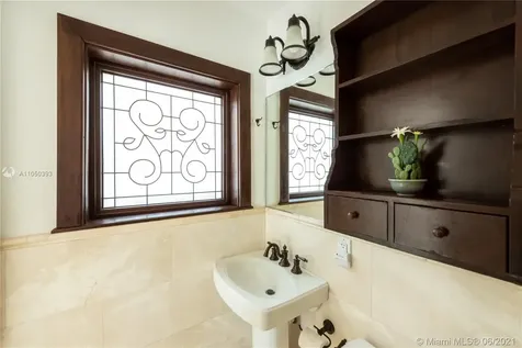 3531 Vista Court Miami FL 33133