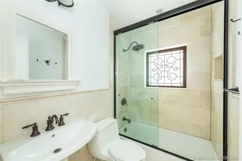 3531 Vista Court Miami FL 33133
