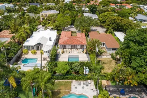 3531 Vista Court Miami FL 33133