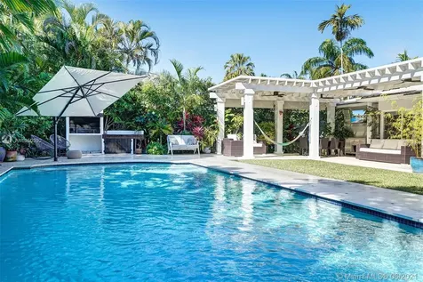 416 Luenga Avenue Coral Gables FL 33146