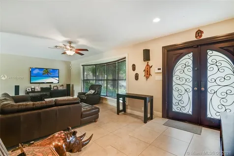 1901 NE 206th Terrace Miami FL 33179